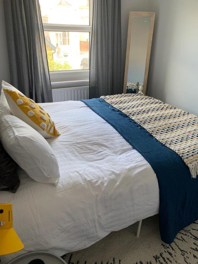 The Hideaway, Calm, Cozy, Dog Friendly Retreat Apartment Cheltenham Ngoại thất bức ảnh