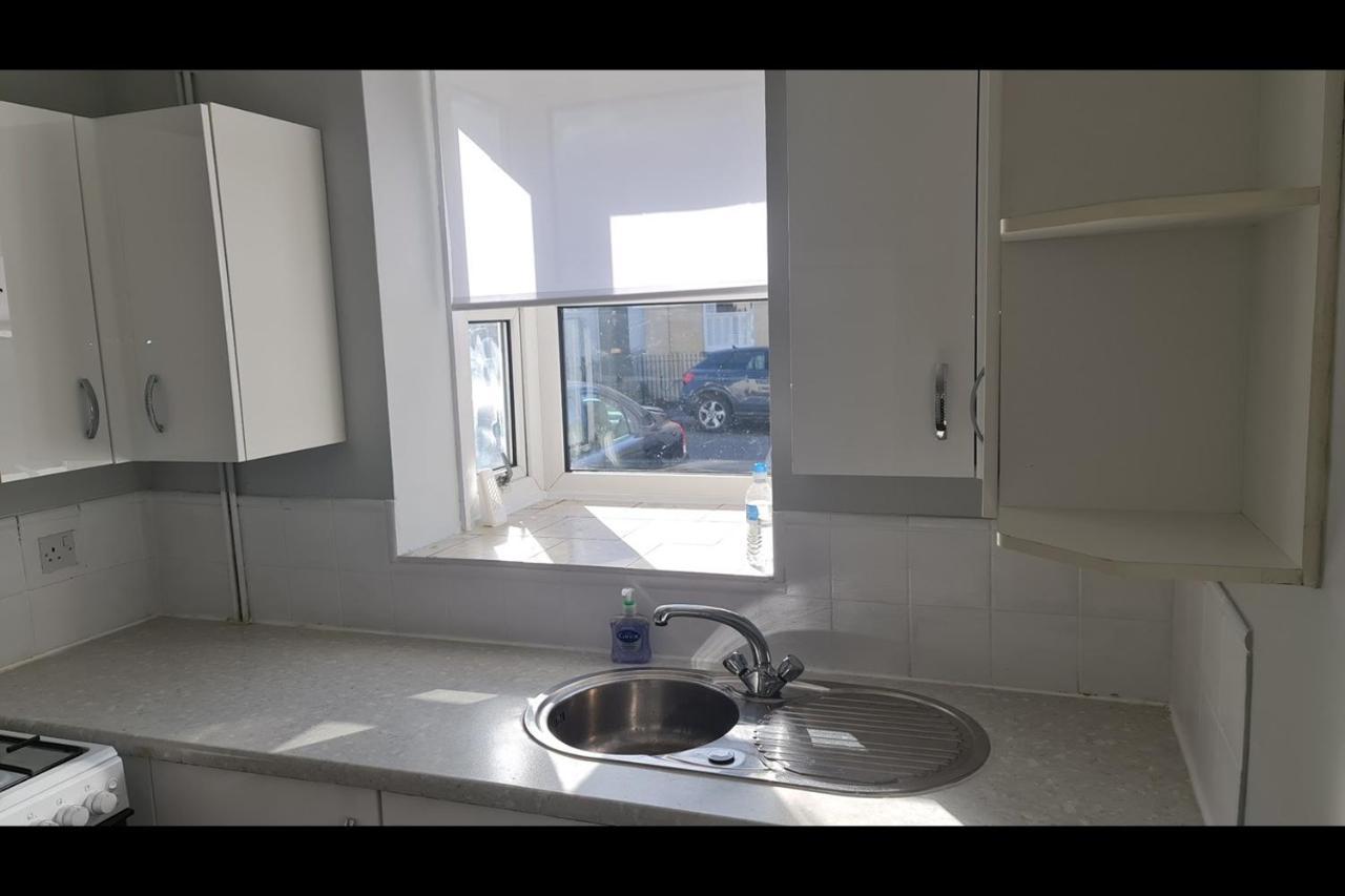 The Hideaway, Calm, Cozy, Dog Friendly Retreat Apartment Cheltenham Ngoại thất bức ảnh